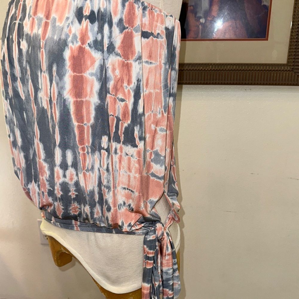 Ariella Coral/Grey Tie-Dye Strapless Top w/ Side Tie Size Small - Picture 7 of 12